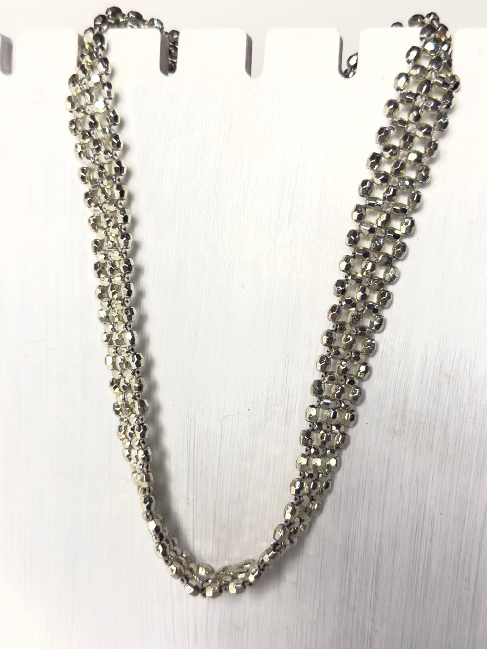 Silver tone disco ball style 14” choker necklace Women’s costume jewelry